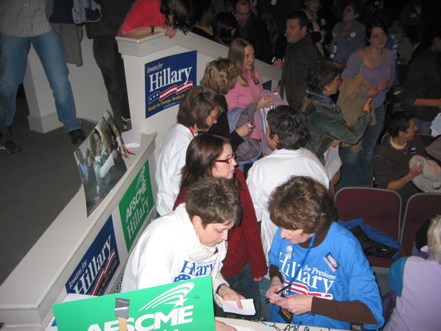 Clinton forces count for crossing the threshold