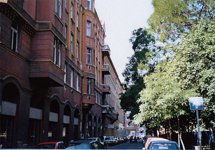 Klanzal facade